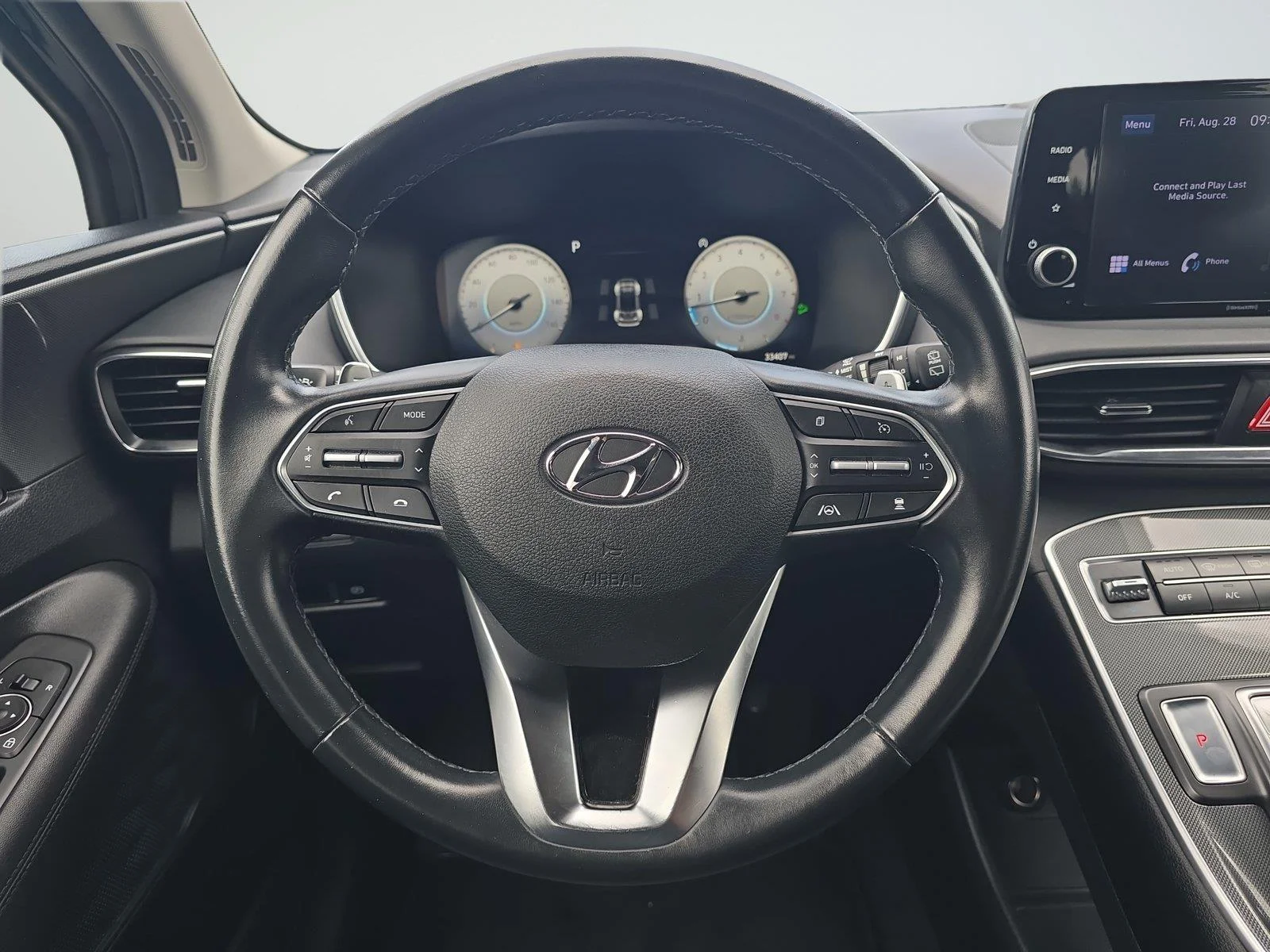 Used 2022 Twilight Black Hyundai XRT image 10