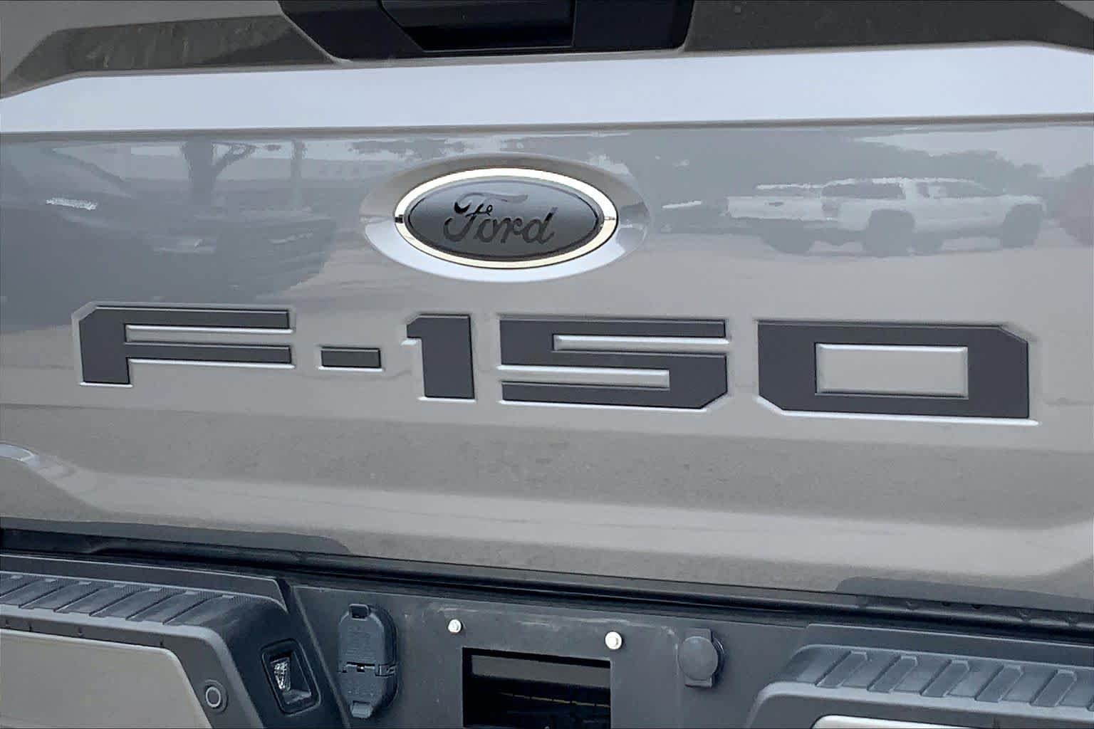 Used 2021 Carbonized Gray Ford XL image 26