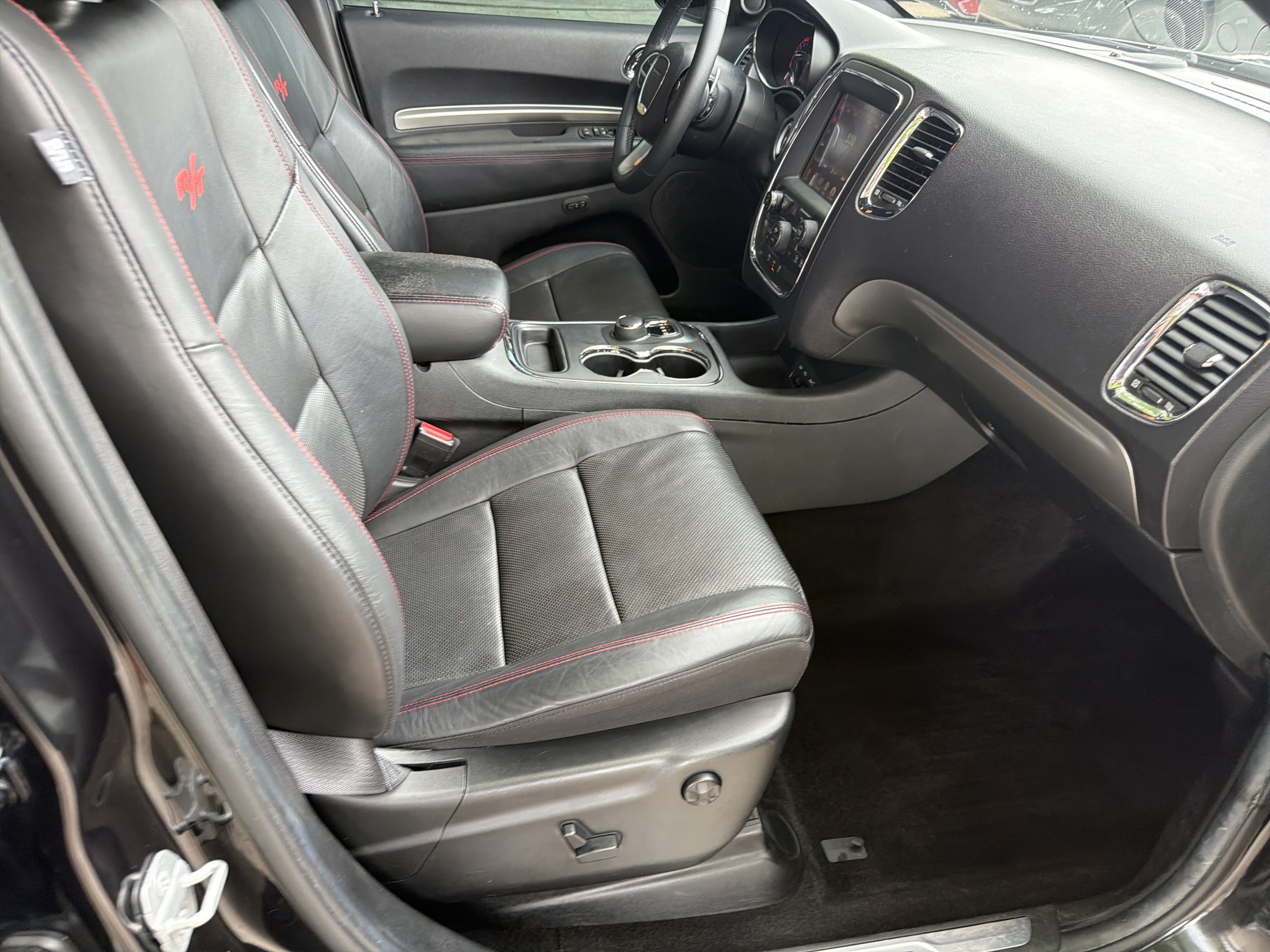 Used 2014 Brilliant Black Crystal Pearlcoat Dodge R/T image 13