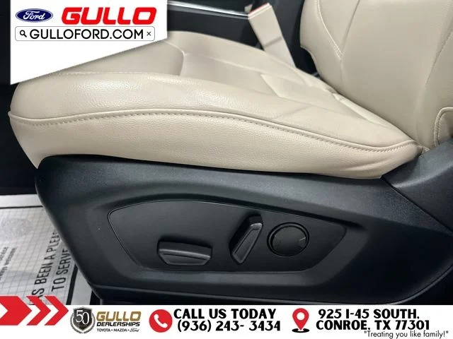 Certified Used 2021 Oxford White Ford XLT image 21