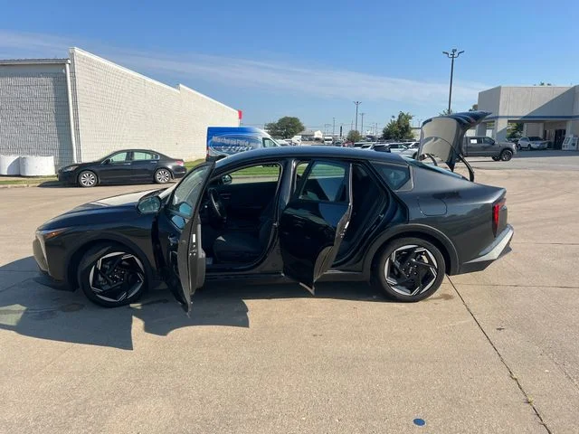 Used 2025 Gray Kia EX image 4