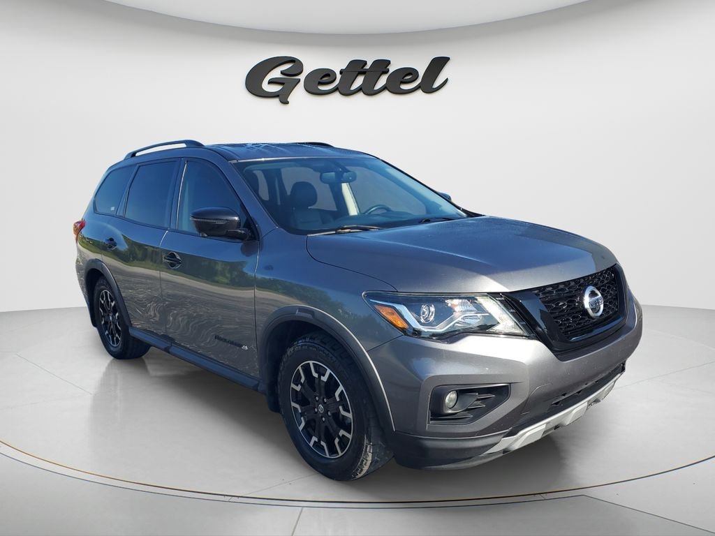 Used 2020 Gray Nissan SL image 4