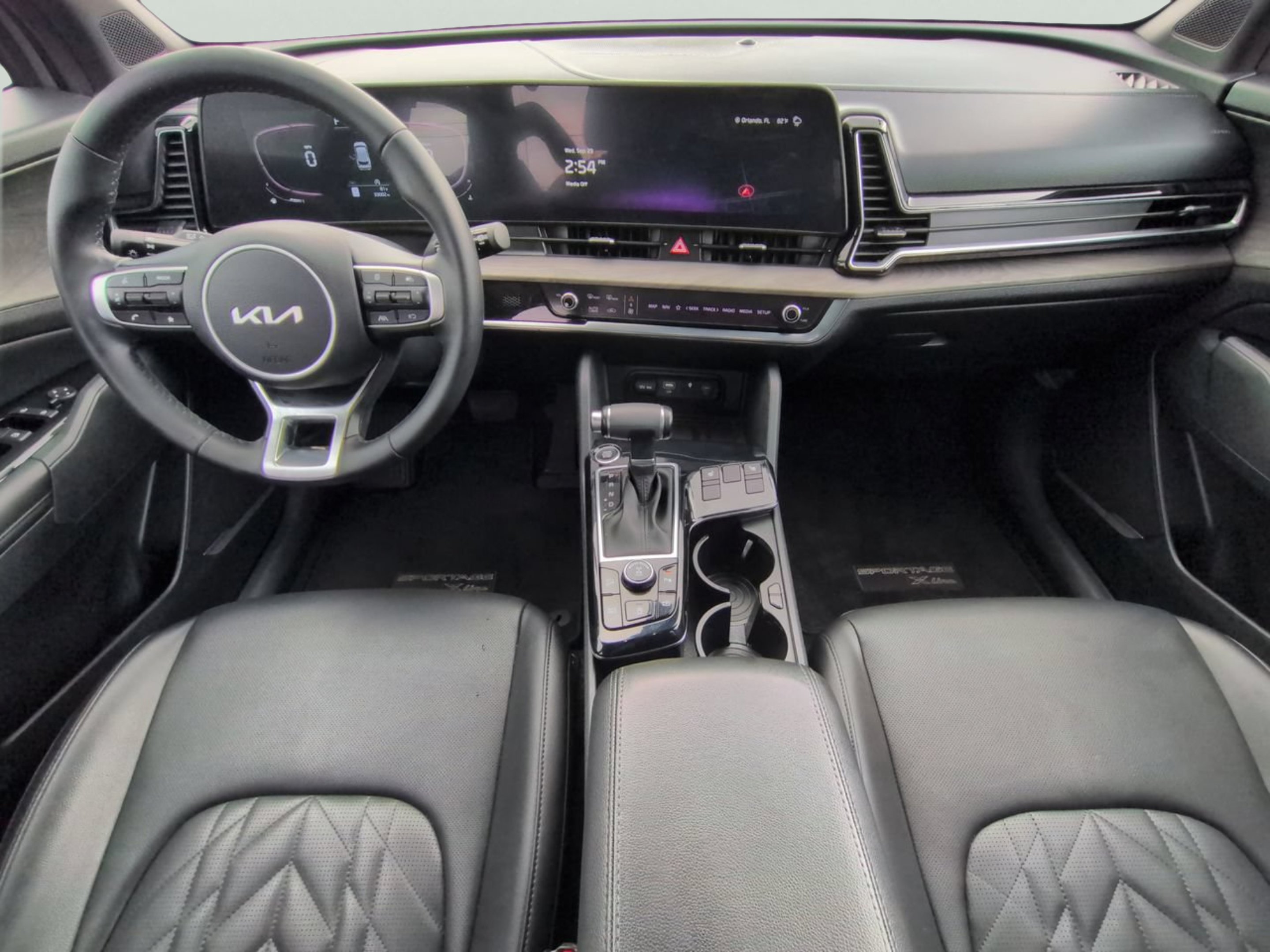 Certified Used 2024 Jungle Green Kia X-Line image 17