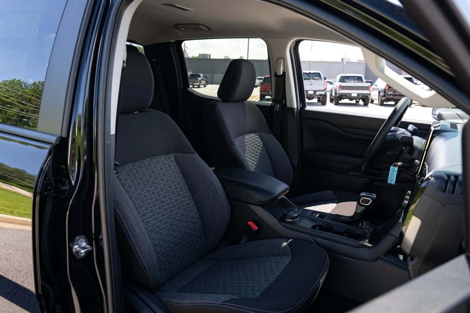 New 2026 Shadow Black Ford XLT image 22