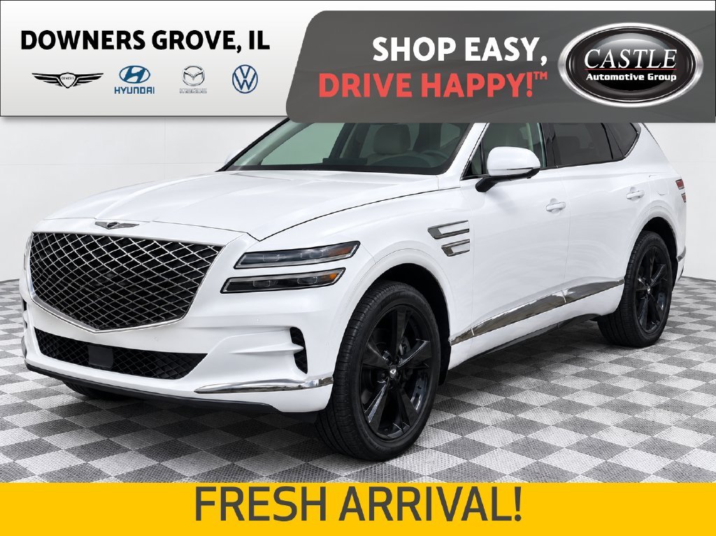 Used 2022 White Genesis 3.5T image 1