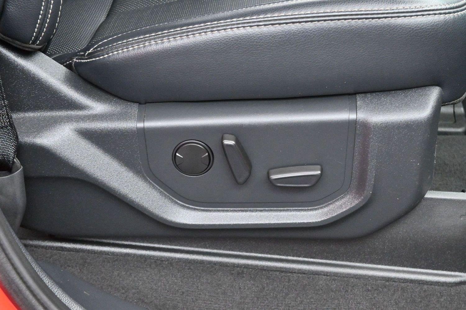 Used 2022 Race Red Ford Lariat image 34