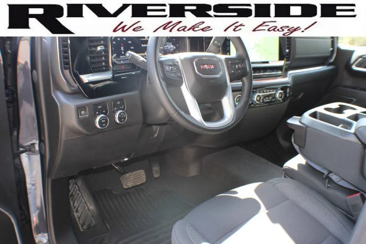 Certified Used 2023 Titanium Rush Metallic GMC Elevation image 8
