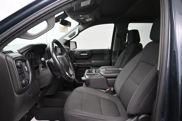 Used 2020 SHADOW GRAY METALLIC Chevrolet RST image 10