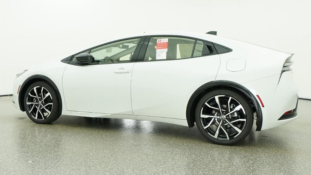 New 2026 Wind Chill Pearl Toyota XSE image 17
