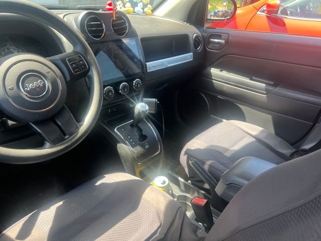 Used 2016 Red Jeep Sport image 6