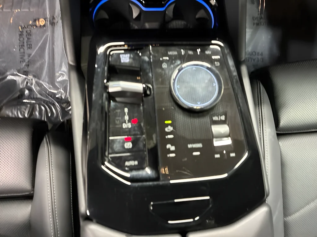 Used 2026 Dark Graphite BMW 530i xDrive M Sport image 32