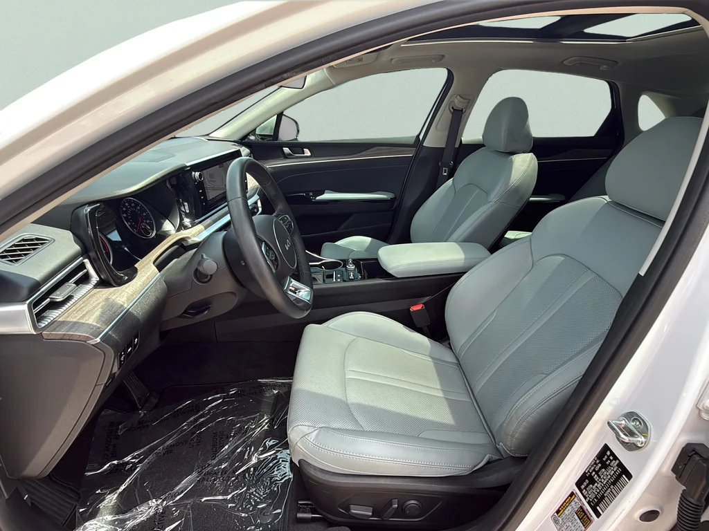 Certified Used 2023 Glacial White Pearl Kia EX image 26