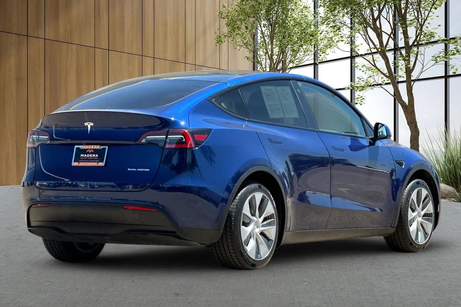 Used 2021 Blue Tesla Long Range image 4