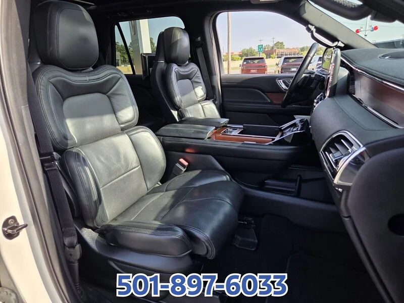 Used 2020 White LINCOLN RESERVE 4X4 image 18