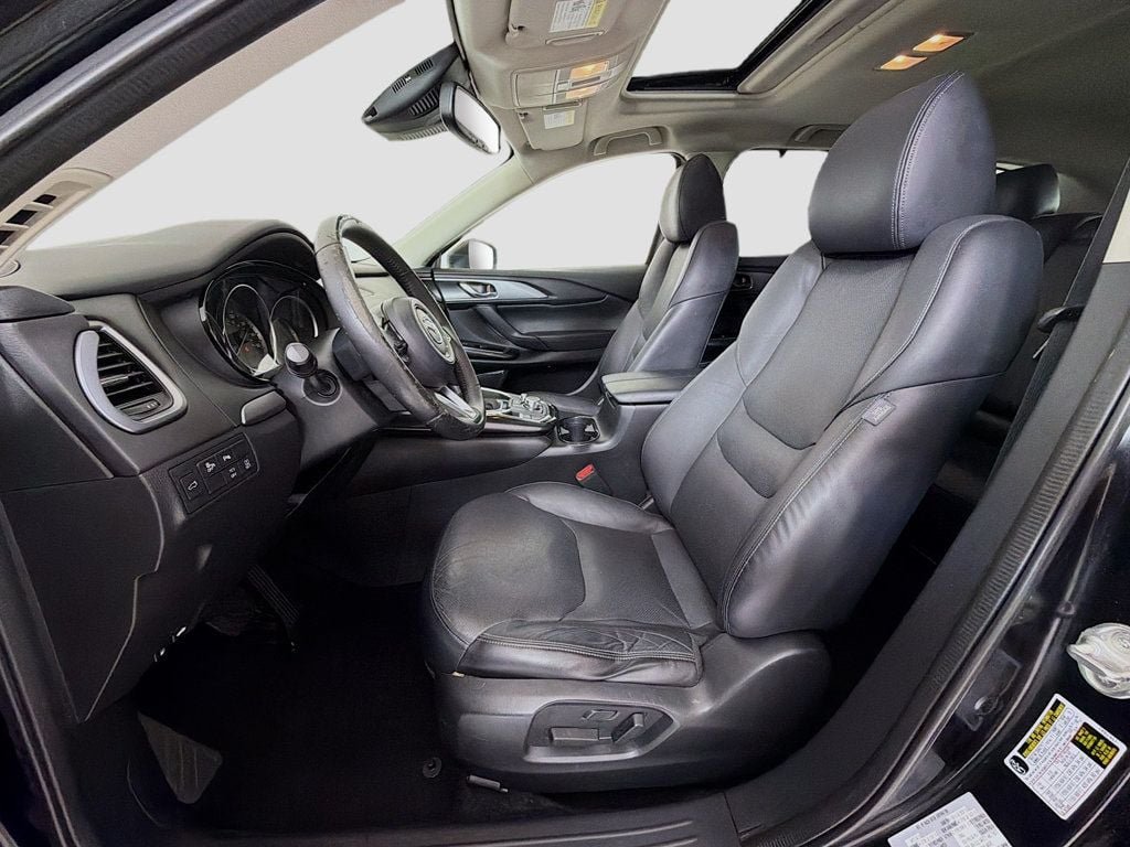 Used 2016 Jet Black Mica Mazda AWD 4dr Touring image 17