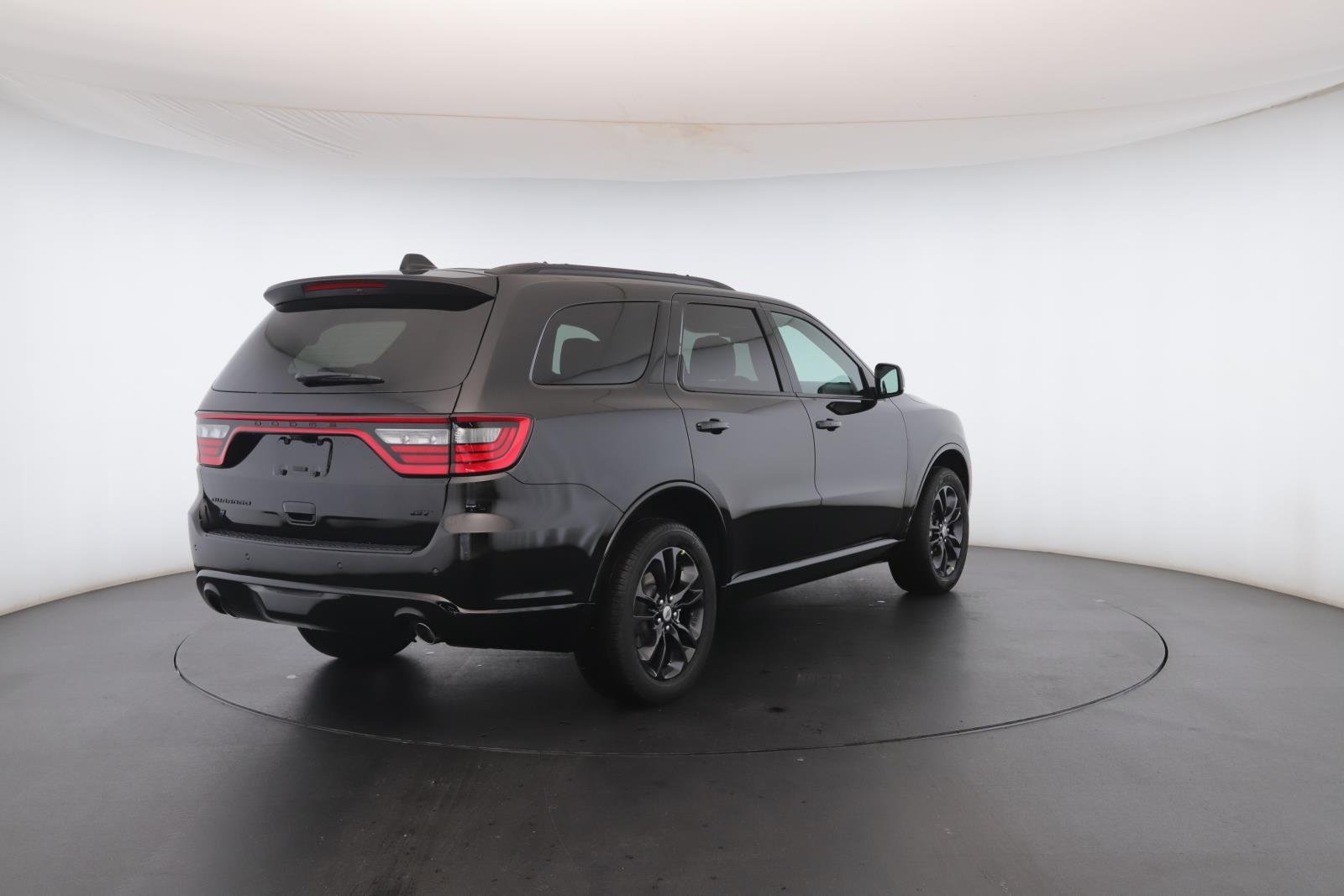 New 2026 Diamond Black Clear-Coat Exterior Paint Dodge GT Plus AWD image 28