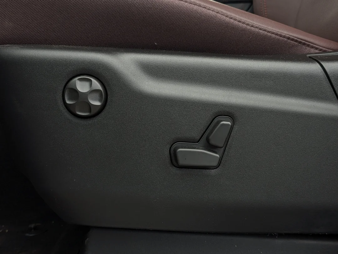 New 2026 Black Dodge GT Plus - - AWD - 3.6L Pentastar V6 - 2nd Row Captain Chairs & More! image 14
