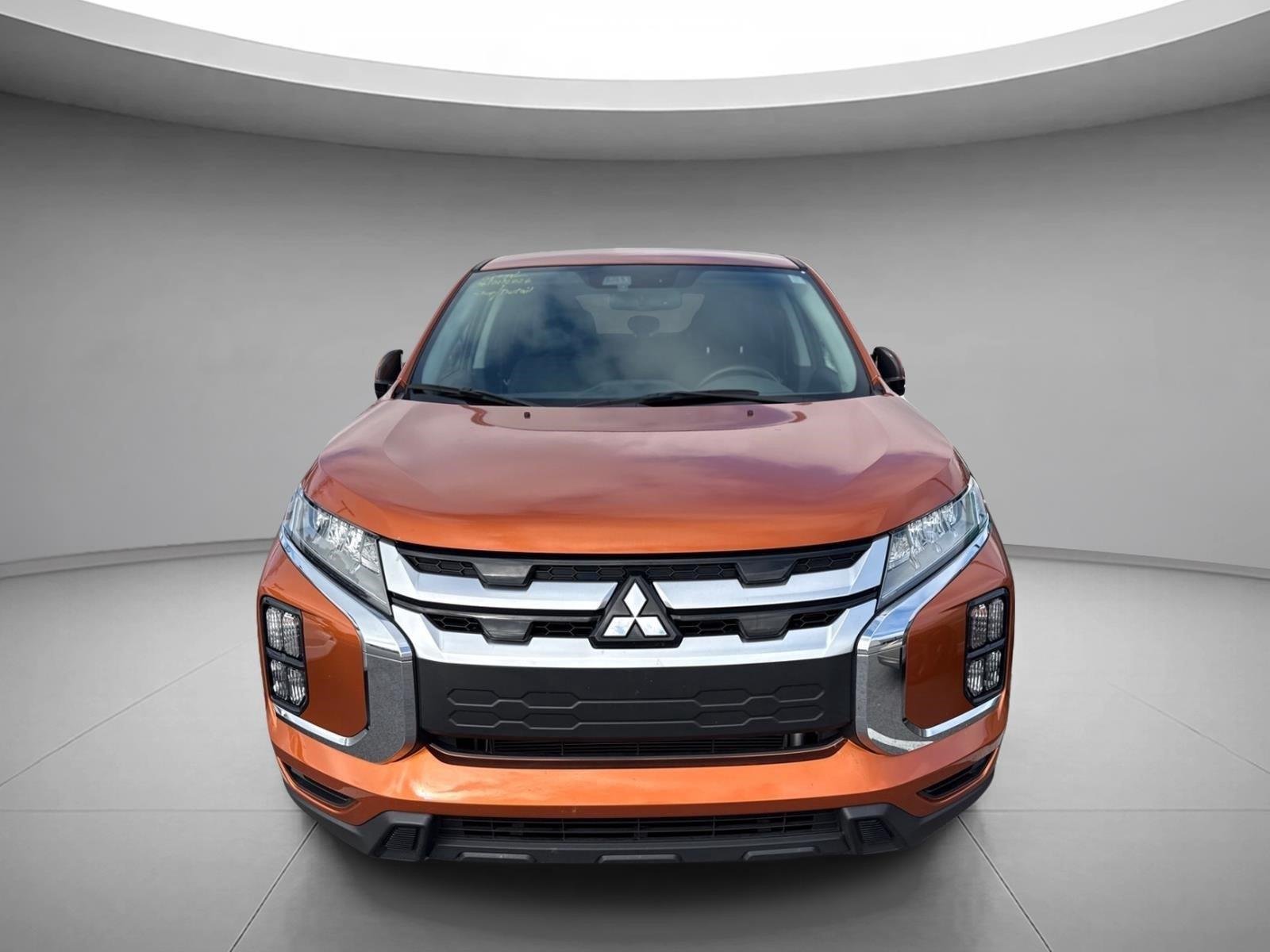 Used 2023 Sunshine Orange Metallic Mitsubishi ES image 25