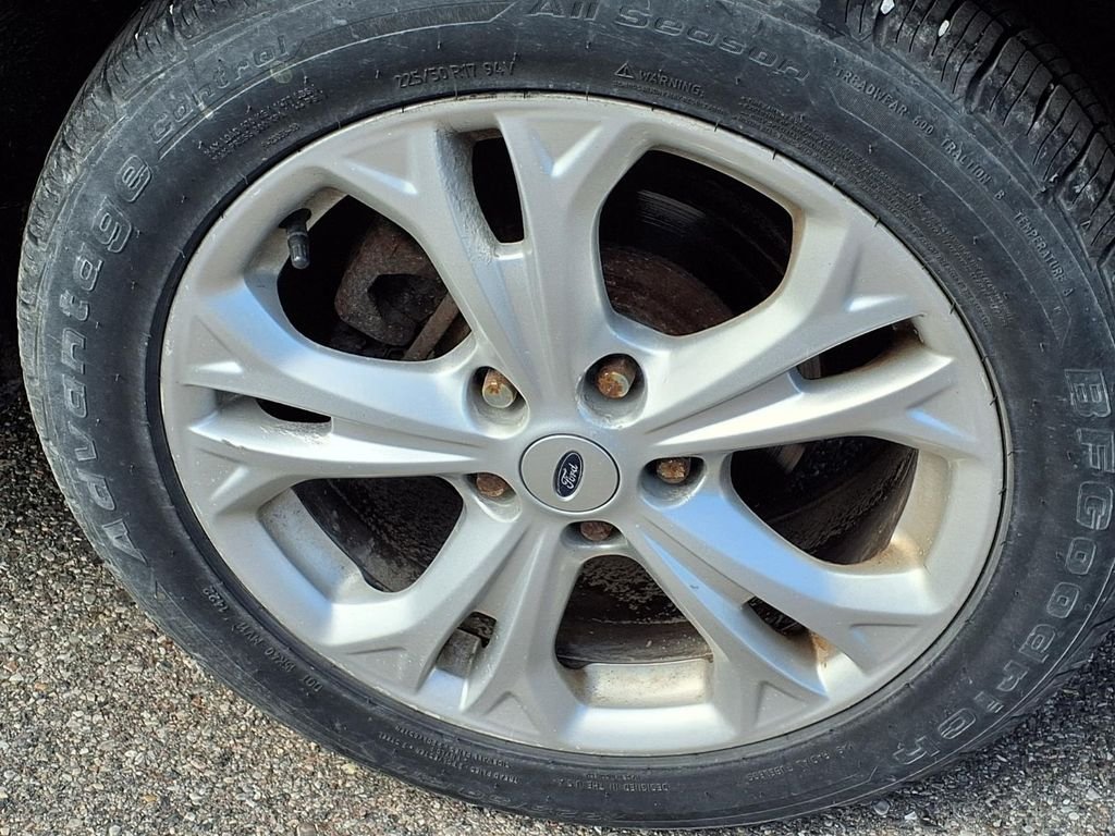 Used 2012 Black Ford SE image 7