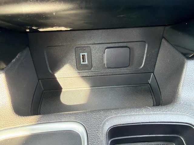 Used 2019 Silver Ford Titanium image 22