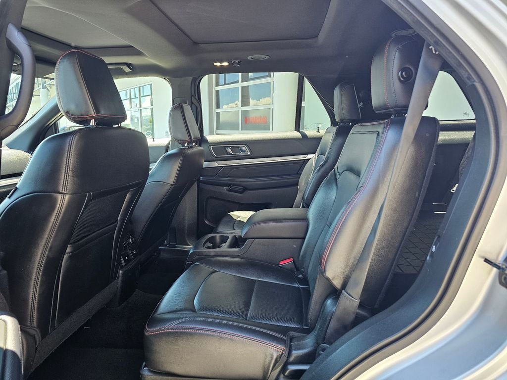 Used 2018 Silver Ford Sport image 14
