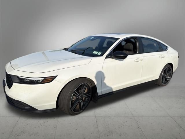 2024 Honda Accord Hybrid Sport's photo