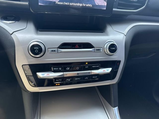 Used 2023 Black Metallic Ford XLT image 27