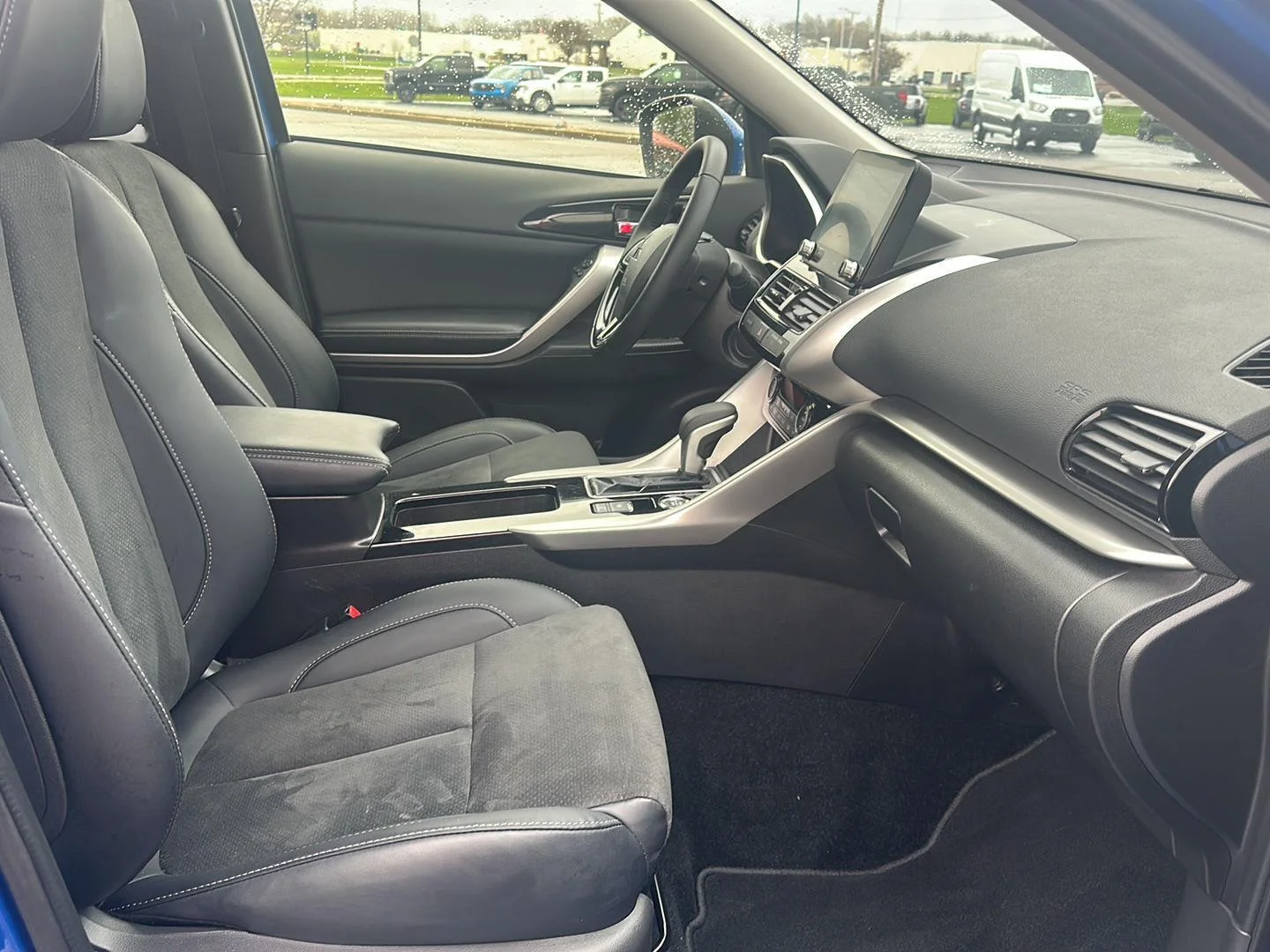 Used 2025 Blue Mitsubishi Black Edition image 15