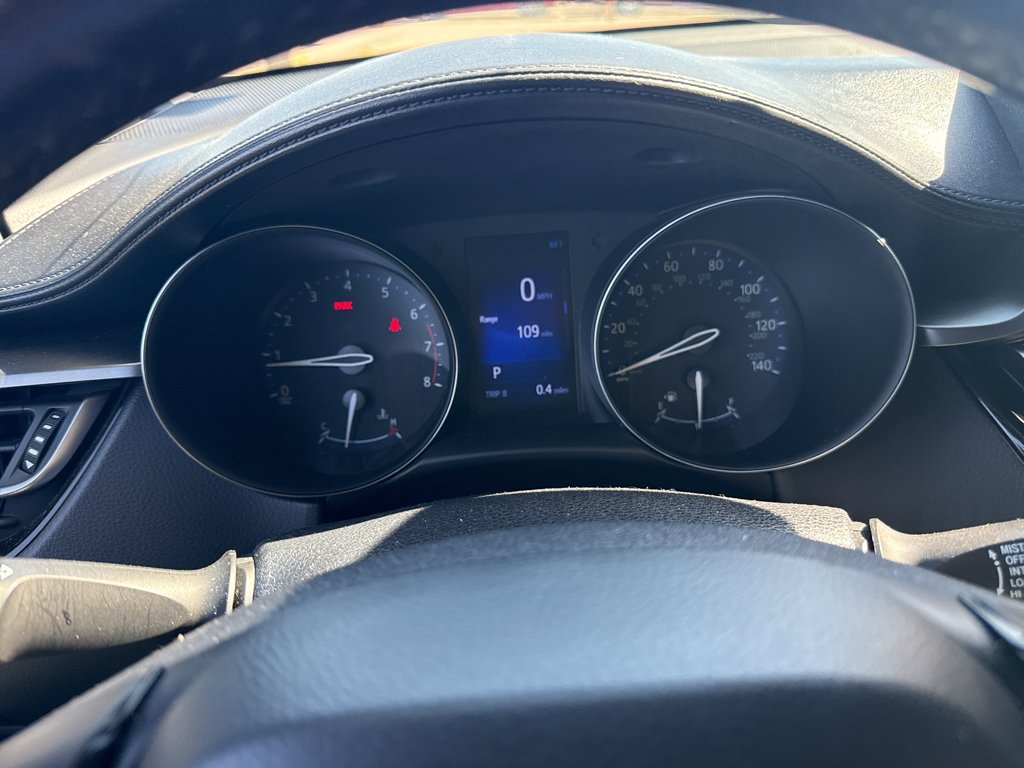 Used 2018 Blizzard Pearl Toyota XLE image 12