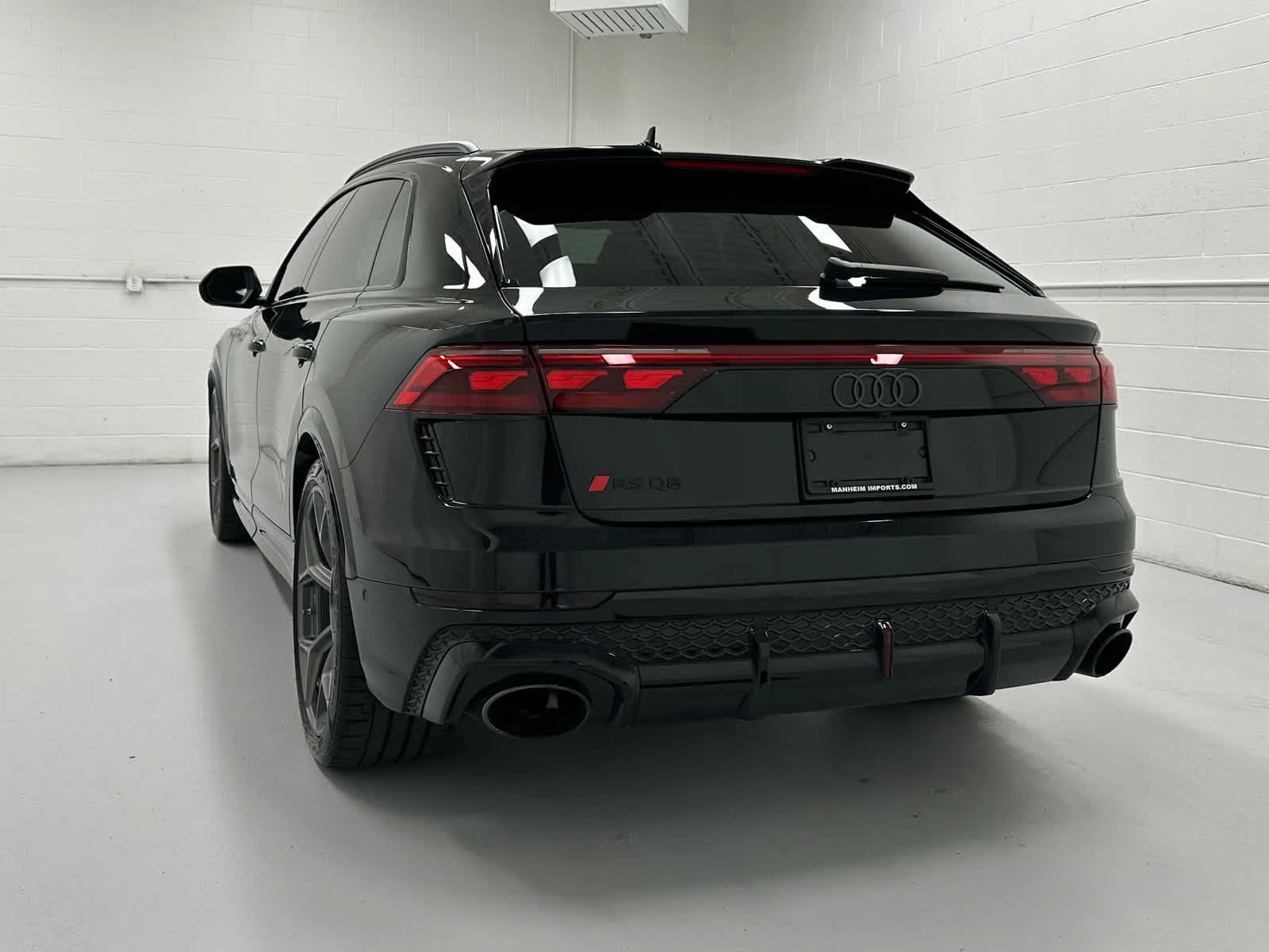 Used 2025 Mythos Black Metallic Audi performance image 8