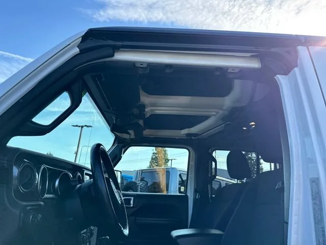 Used 2020 Bright White Clearcoat Jeep Unlimited Sport Altitude image 26