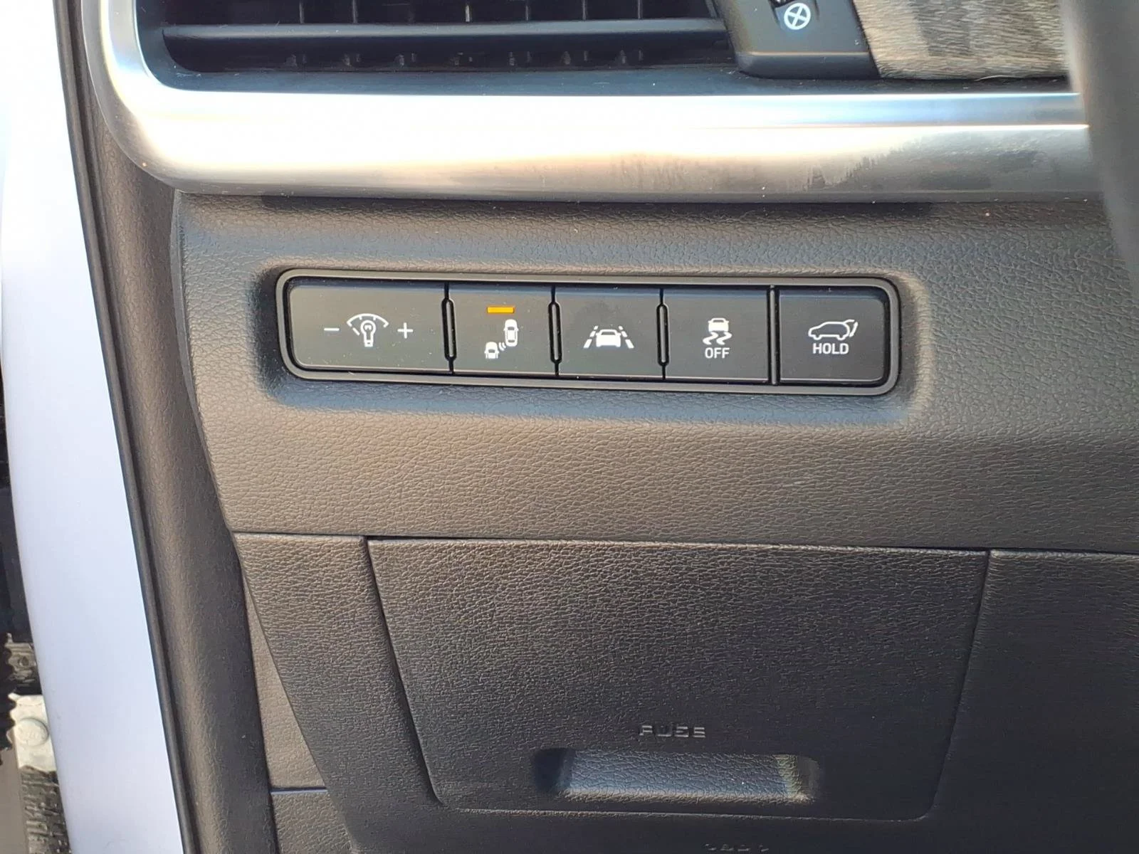 Used 2021 Glacial White Pearl Kia EX image 24