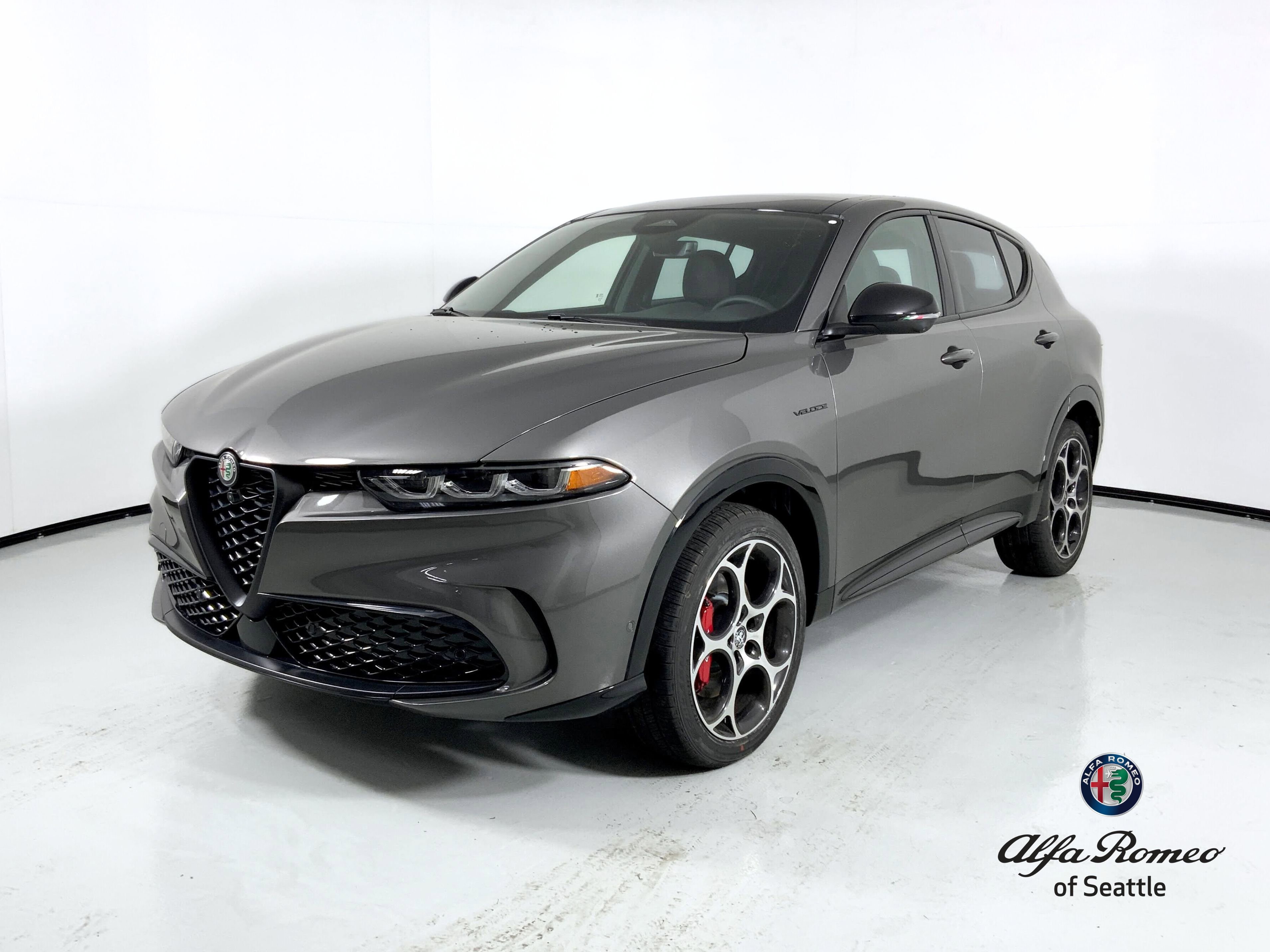 2025 Alfa Romeo Tonale Base