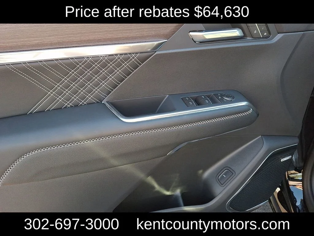 2026 GMC Acadia Denali - Photo 14