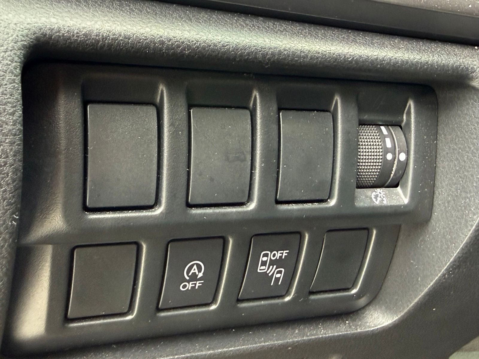 Used 2019 Silver Subaru Premium image 22