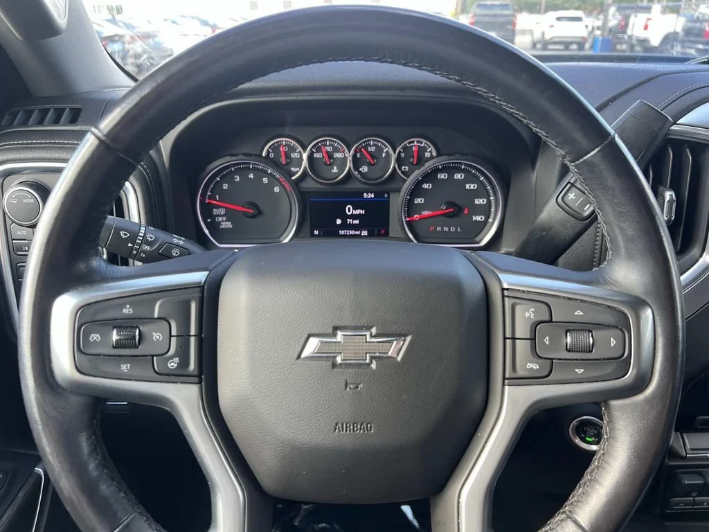 Used 2020 SHADOW GRAY METALLIC Chevrolet RST image 18