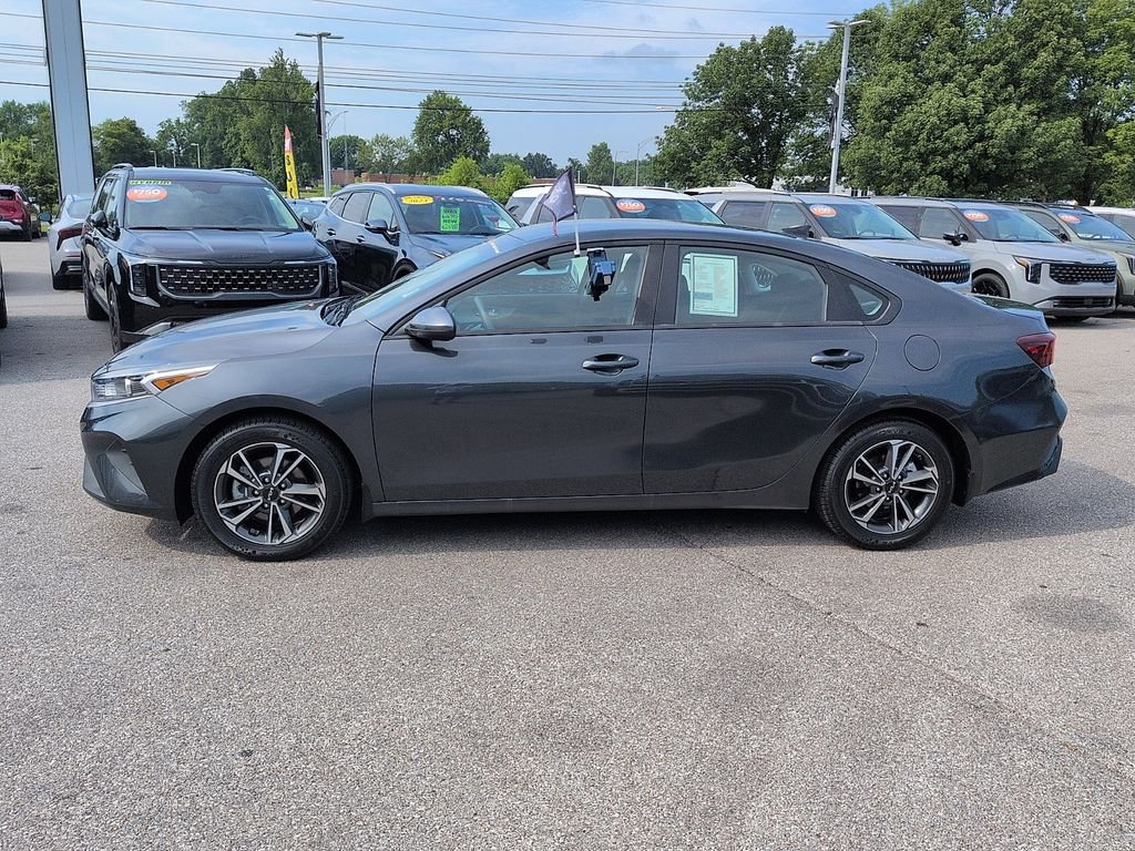Certified Used 2024 Gray Kia LXS image 4