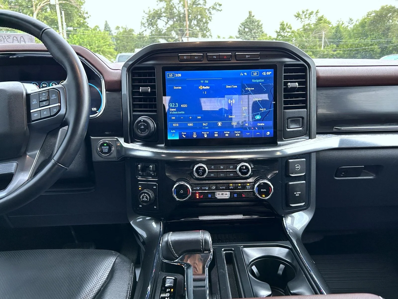 Used 2023 Gray Ford Lariat image 14