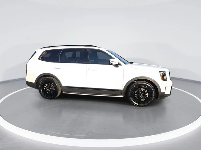 Used 2024 White Kia SX X-Line image 9