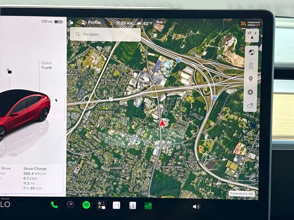 Used 2022 Red Tesla Long Range image 11