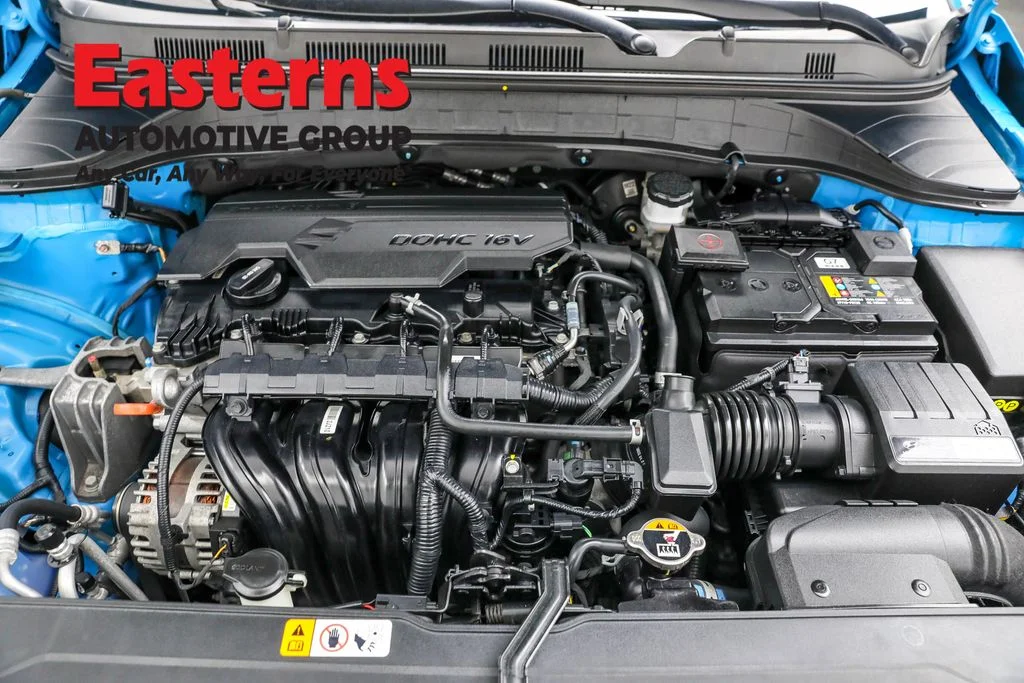 Used 2022 Teal Hyundai SEL image 7