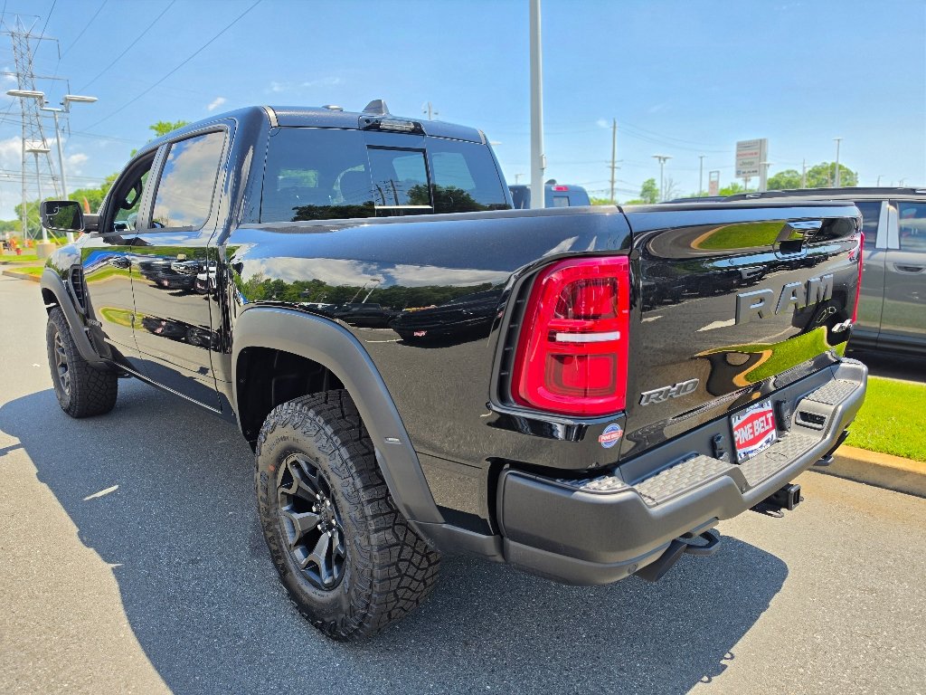 New 2026 Diamond Black Crystal Pearl-Coat Exterior Paint RAM RHO image 9