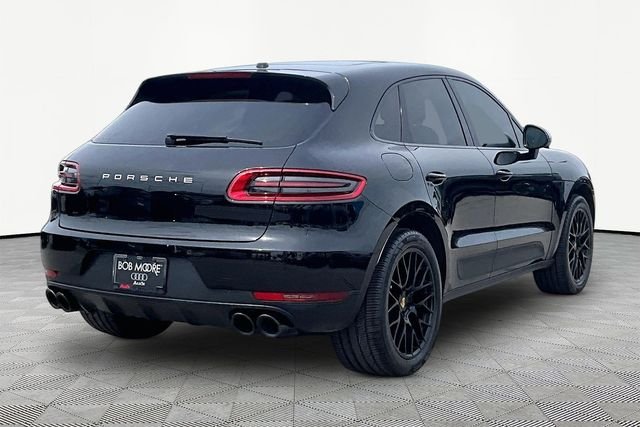 Used 2018 Black Porsche Base image 2