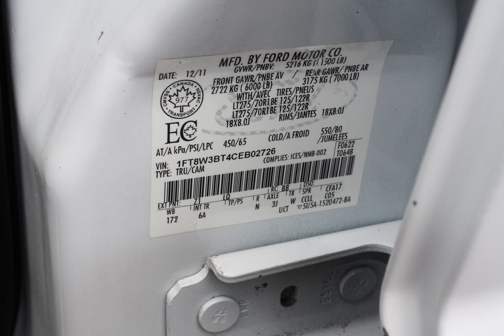 Used 2012 White Ford Lariat image 30