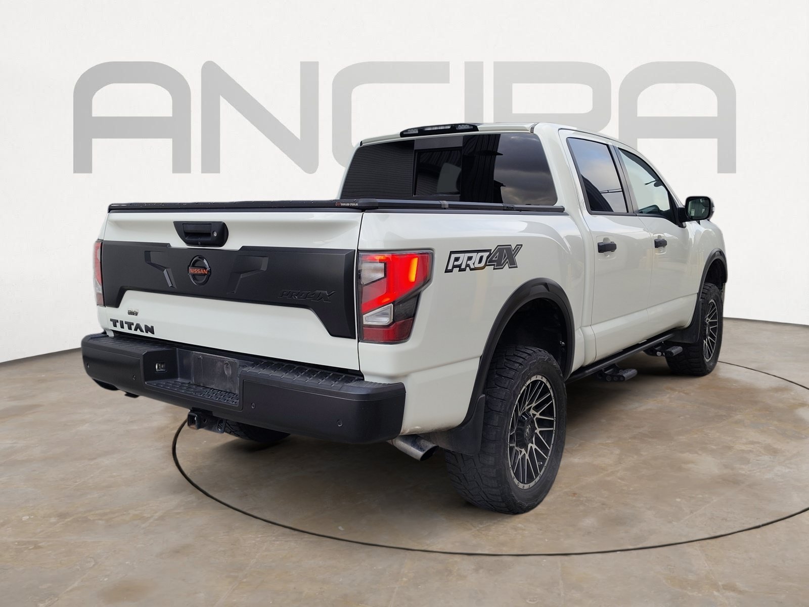 Used 2020 Glacier White Nissan PRO-4X image 5