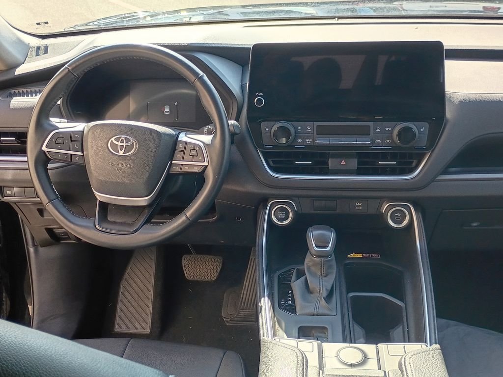 2025 Toyota Grand Highlander XLE - Photo 17
