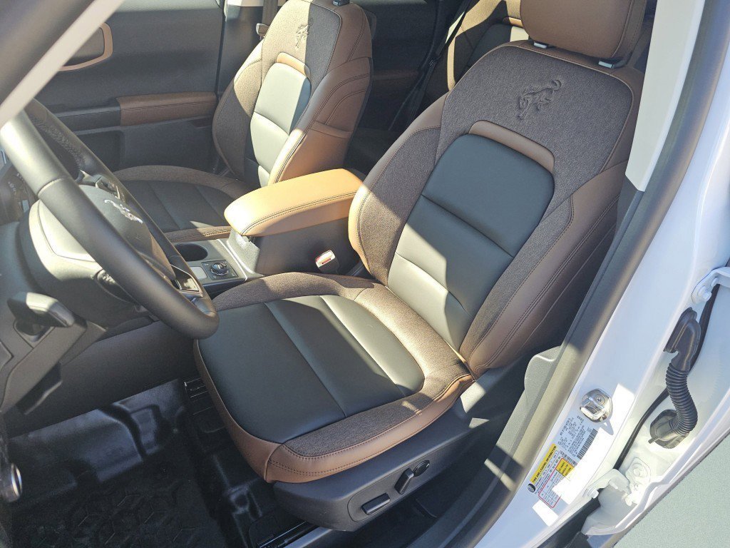 New 2026 Oxford White Ford Outer Banks image 6