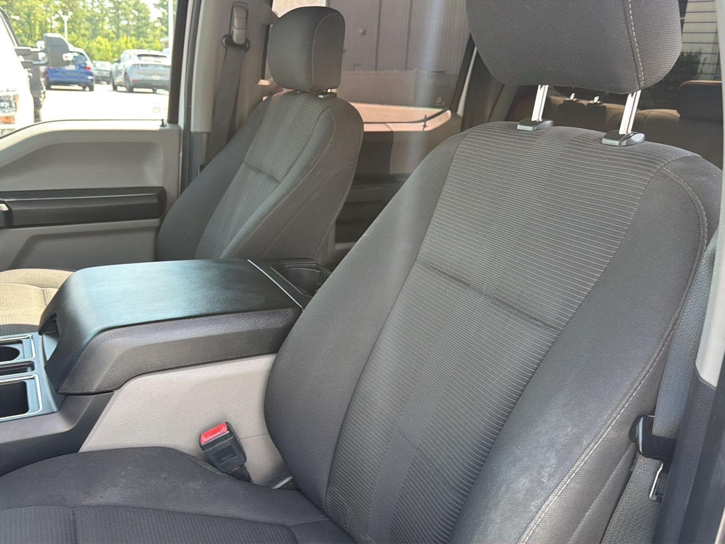Used 2018 Oxford White Ford XL image 28