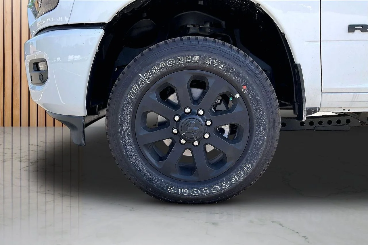 New 2026 Bright White Clear-Coat Exterior Paint RAM Laramie image 32
