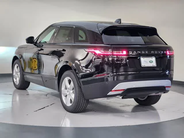 New 2026 Santorini Black Metallic Land Rover S image 10